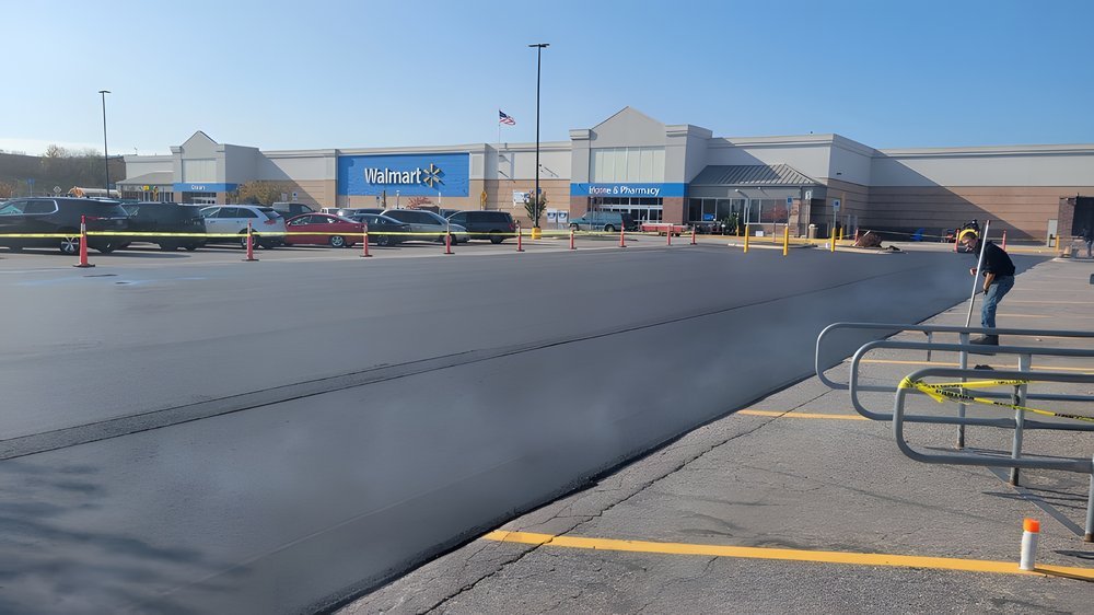 Commercial asphalt paving